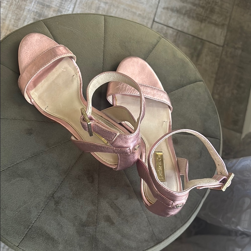 Elegant Pink Ankle Strap Sandals - Picture 6 of 8